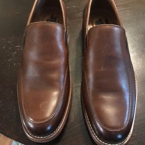 Men’s dress shoes